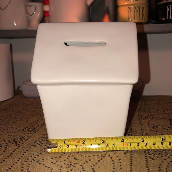 Rae Dunn SHOE FUND Bank - Picture 8 of 8